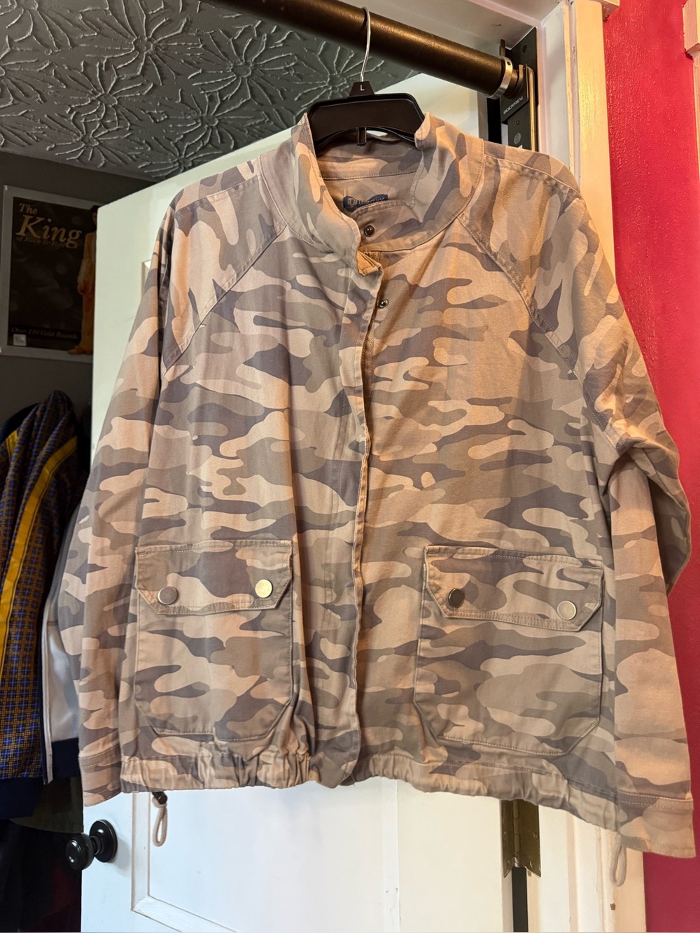 Camouflage Utility Jacket - Beige Camo